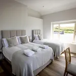 Coastal View House ゲストハウス ドゥーリン