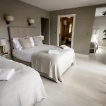 Coastal View House 4* ドゥーリン