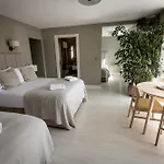 ゲストハウス Coastal View House