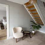 Coastal View House ゲストハウス ドゥーリン