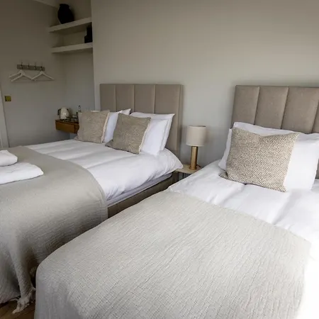 Vendégház Coastal View House 4*